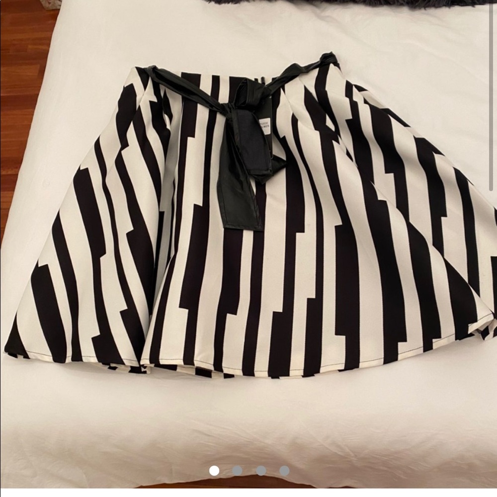 Striped MIDI Skirt